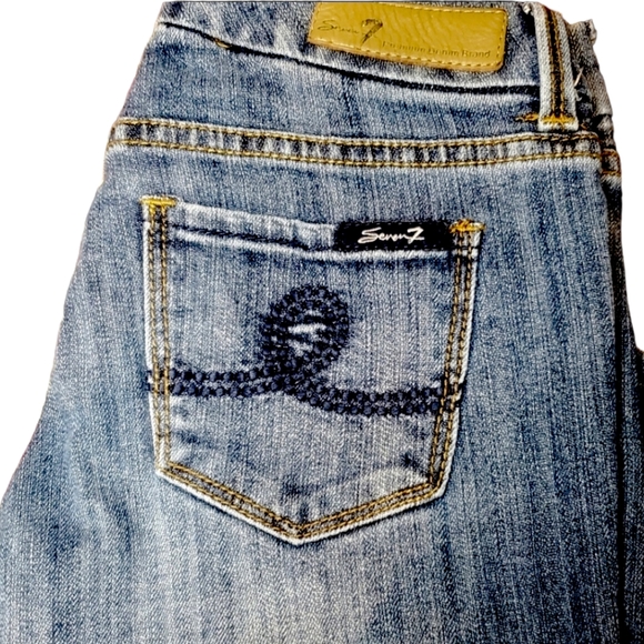 Seven7 Medium Wash Jeans - Picture 3 of 6
